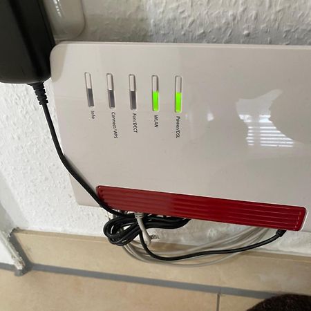 "Greensun-Homes" Messe, Flughafen Und Zentrums Nah, Ruhig, Modern, Schnelles Wlan, Balkon Und Kueche, Freies Parken, 4 Schlafplaetze Moeglich Кельн Екстер'єр фото